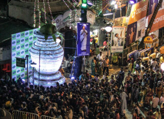 ইউনেস্কোর বারোয়ারি পুজো বাছাই করা নিয়ে পুজো কর্তা দের নিয়ে আকচাআঁকছি