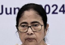 শিলিগুড়ির জনসভা থেকে মুখ্যমন্ত্রী এস আই আর স্থগিত রাখার আবেদন জানালেন